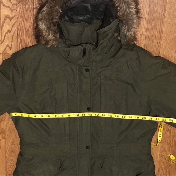 SOLD The North Face Womens HyVent Goose Down Hood - Picture 15 of 16